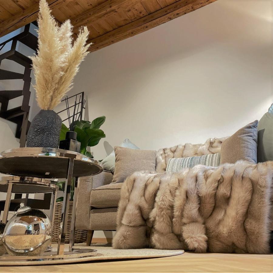 Elegance Room - Aparta & Suite - Automatized Apartment バッサーノ・デル・グラッパ エクステリア 写真