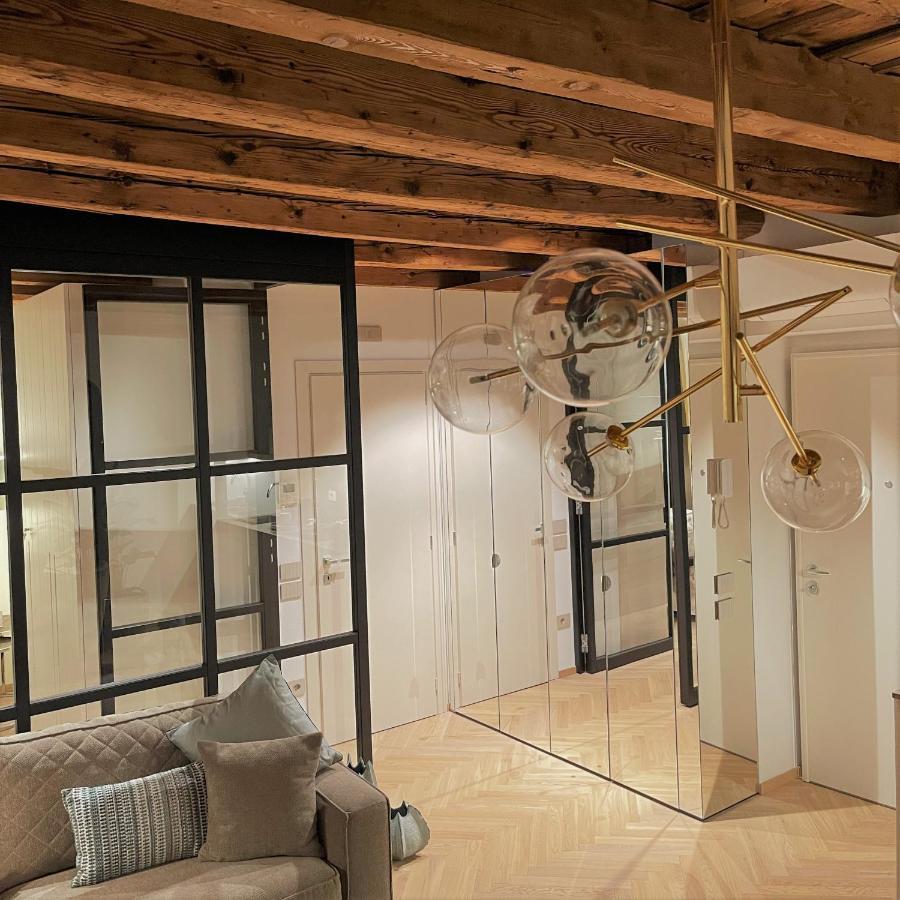 Elegance Room - Aparta & Suite - Automatized Apartment バッサーノ・デル・グラッパ エクステリア 写真